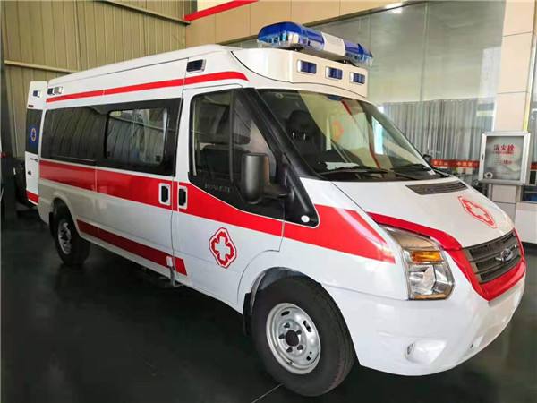 黄山福特V362救护车